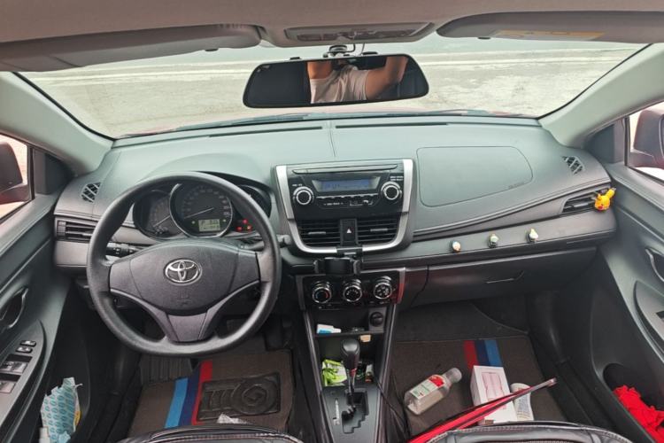 Used Toyota Vios 2017 1.5L CVT Innovation Edition Center Console