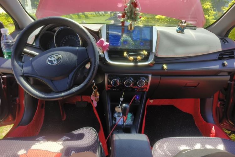 Used Toyota Vios 2017 1.5L CVT Innovation Edition Center Console