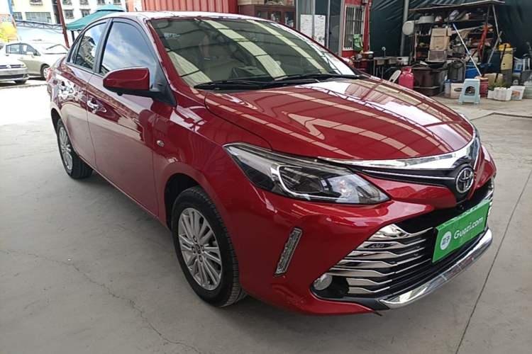 Used Toyota Vios 2017 1.5L CVT Luxury Edition Front Right 45 Deg