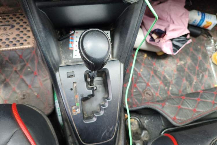 Used Toyota Vios 2017 1.5L CVT Innovation Edition Gear Lever
