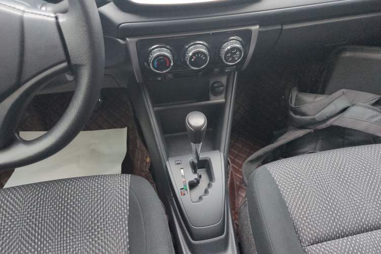 Used Toyota Vios 2017 1.5L CVT Innovation Edition Gear Lever