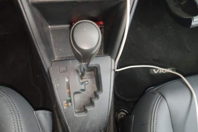 Used Toyota Vios 2017 1.5L CVT Innovation Edition Gear Lever