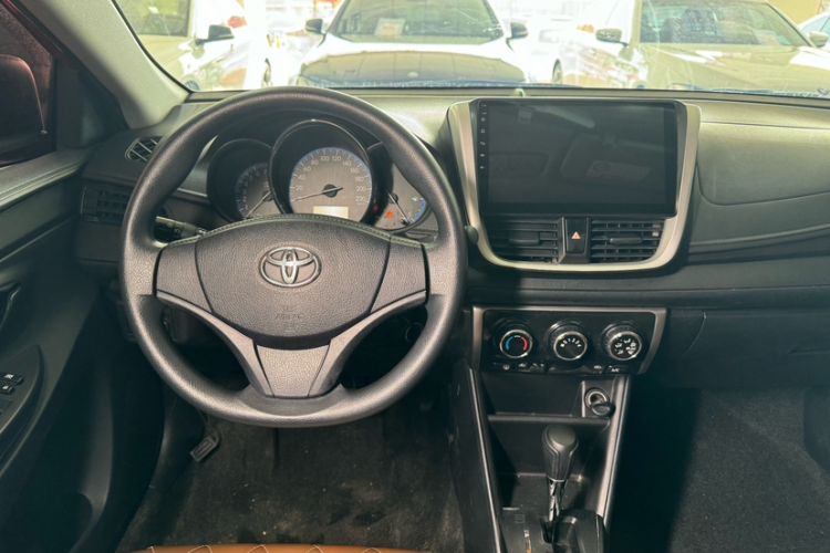 Used Toyota Vios 2017 1.5L CVT Innovation Edition Interior 3
