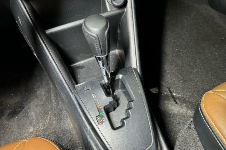 Used Toyota Vios 2017 1.5L CVT Innovation Edition Interior 4