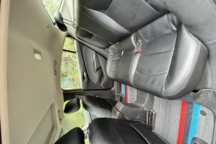 Used Toyota Vios 2017 1.5L CVT Innovation Edition Interior 5