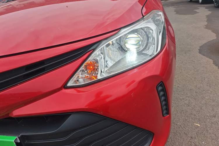 Used Toyota Vios 2017 1.5L CVT Innovation Edition Left Front Headlight