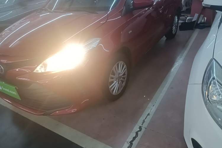 Used Toyota Vios 2017 1.5L CVT Innovation Edition Left Front Headlight