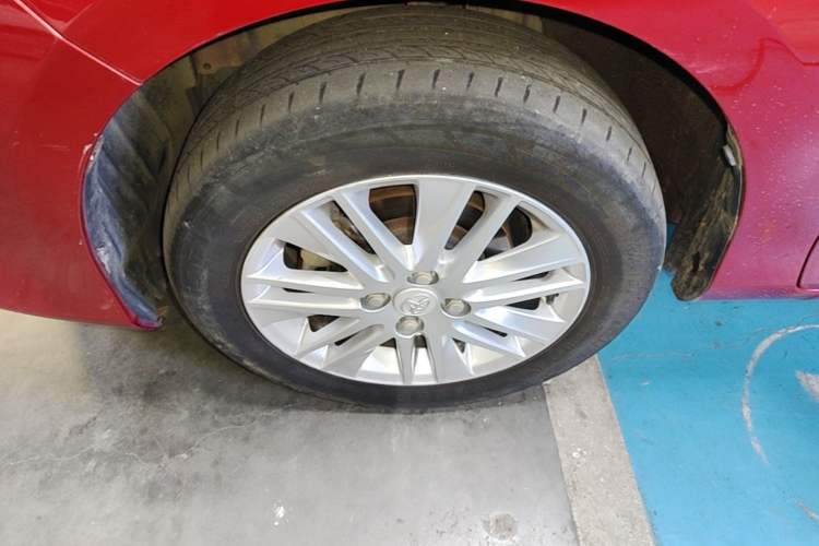 Used Toyota Vios 2017 1.5L CVT Innovation Edition Left Front Wheel Hub