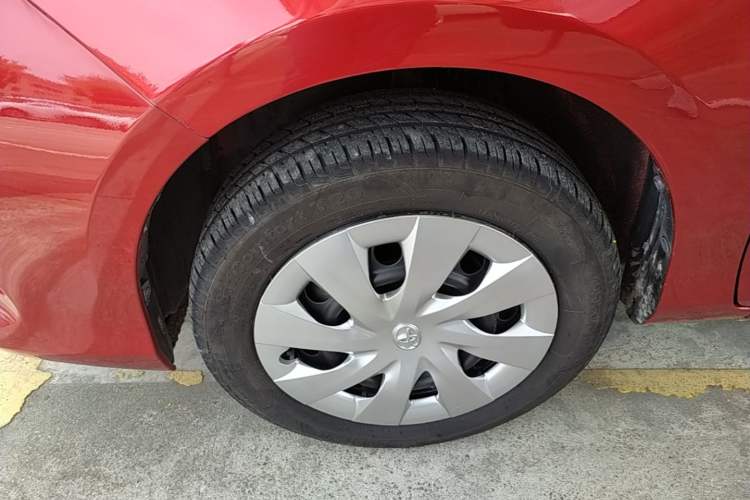 Used Toyota Vios 2017 1.5L Manual Trend Edition Left Front Wheel Hub