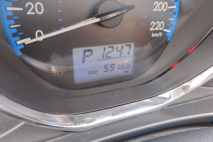 Used Toyota Vios 2017 1.5L CVT Innovation Edition Odometer Close Up