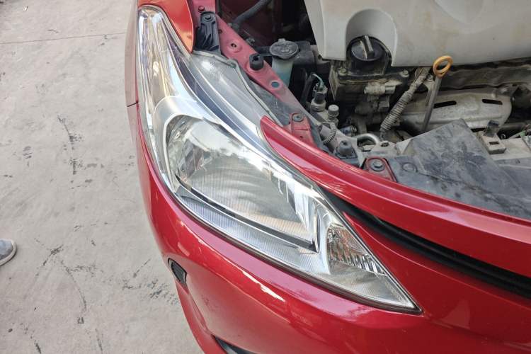 Used Toyota Vios 2017 1.5L CVT Innovation Edition Right Front Headlight