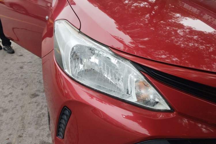 Used Toyota Vios 2017 1.5L CVT Innovation Edition Right Front Headlight