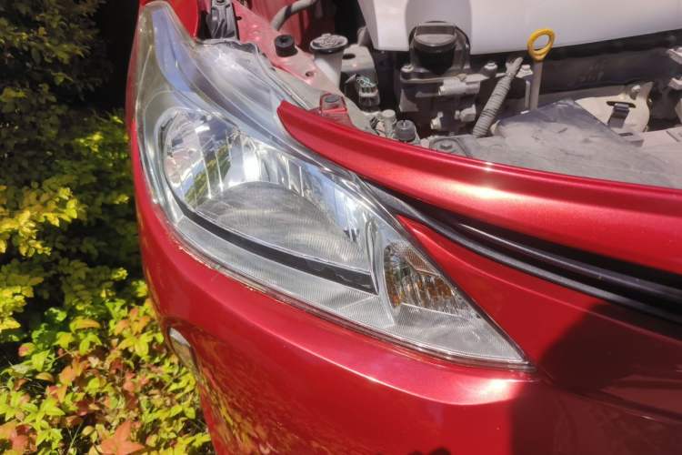Used Toyota Vios 2017 1.5L CVT Innovation Edition Right Front Headlight