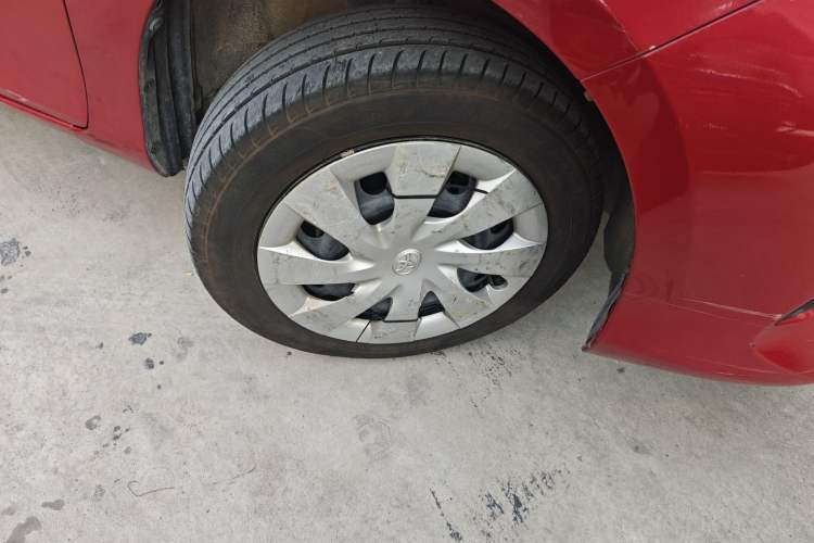 Used Toyota Vios 2017 1.5L CVT Innovation Edition Right Front Wheel Hub
