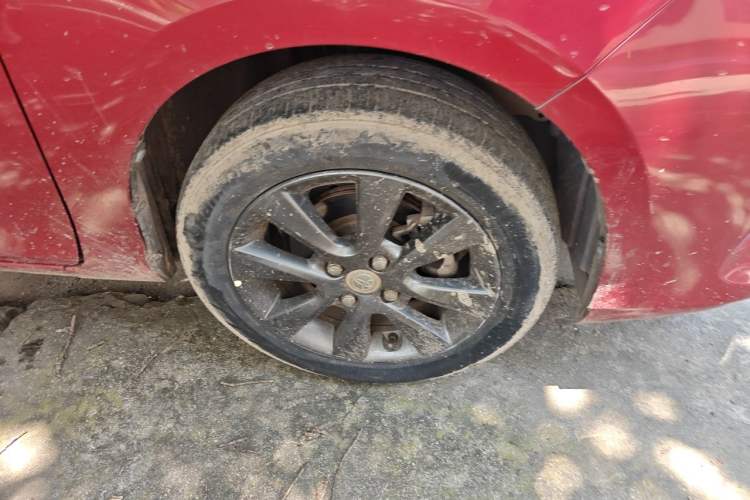 Used Toyota Vios 2017 1.5L CVT Innovation Edition Right Front Wheel Hub