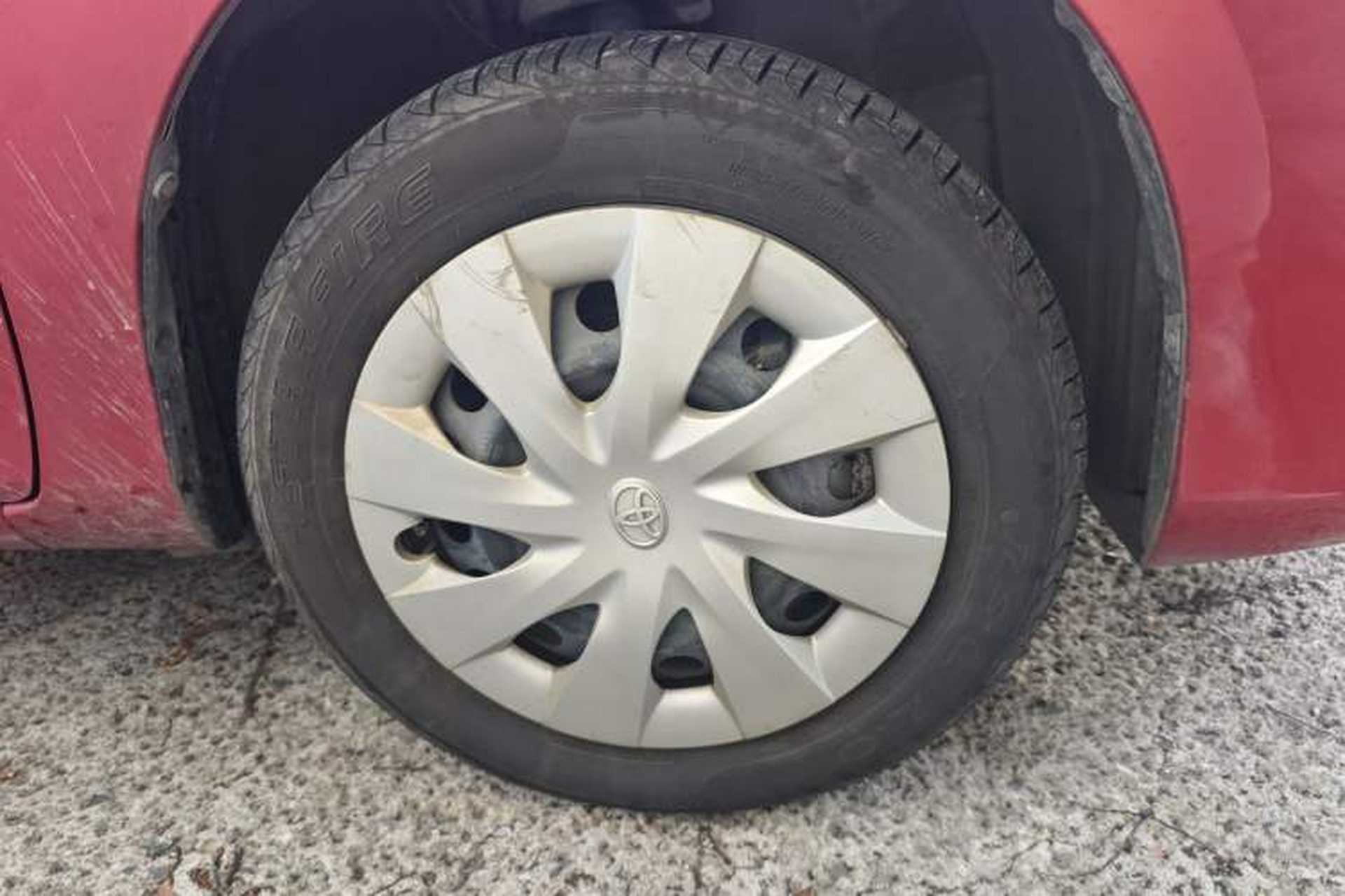 Used Toyota Vios 2017 1.5L CVT Innovation Edition Right Front Wheel Hub