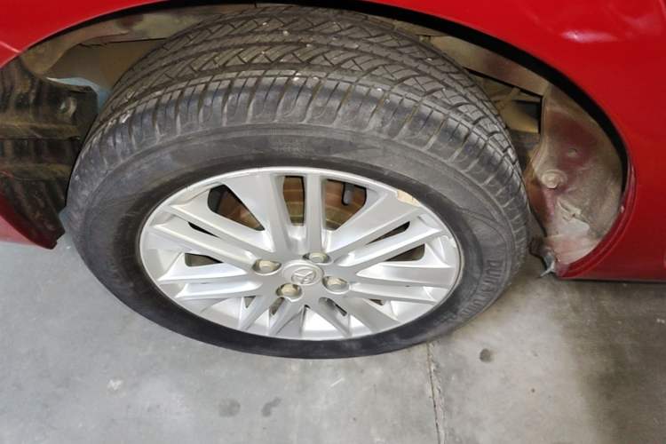 Used Toyota Vios 2017 1.5L CVT Innovation Edition Right Rear Wheel Hub