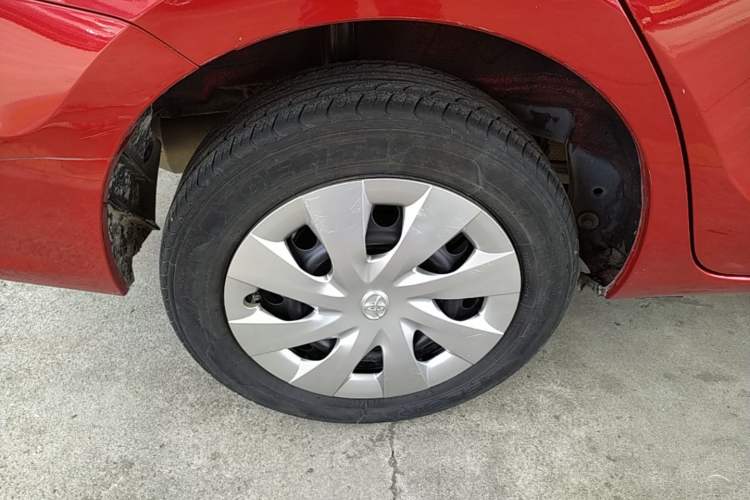 Used Toyota Vios 2017 1.5L Manual Trend Edition Right Rear Wheel Hub