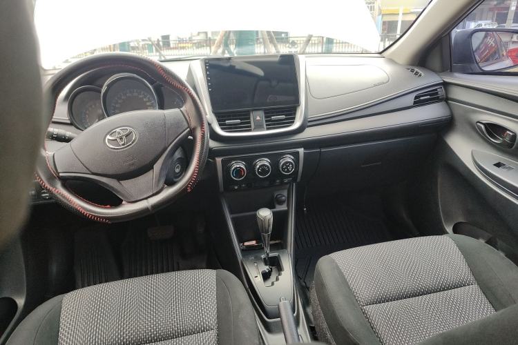 Used Toyota Vios 2017 1.5L CVT Innovation Edition Center Console