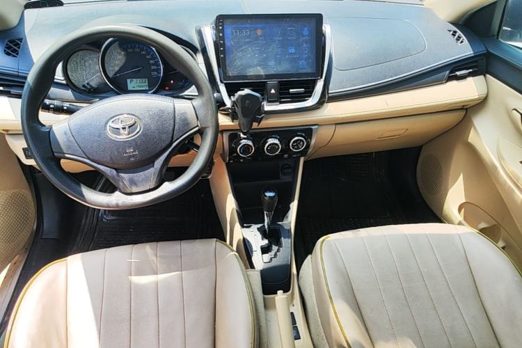 Used Toyota Vios 2017 1.5L CVT Innovation Edition Center Console