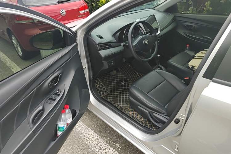 Used Toyota Vios 2017 1.5L CVT Innovation Edition Driver Seat