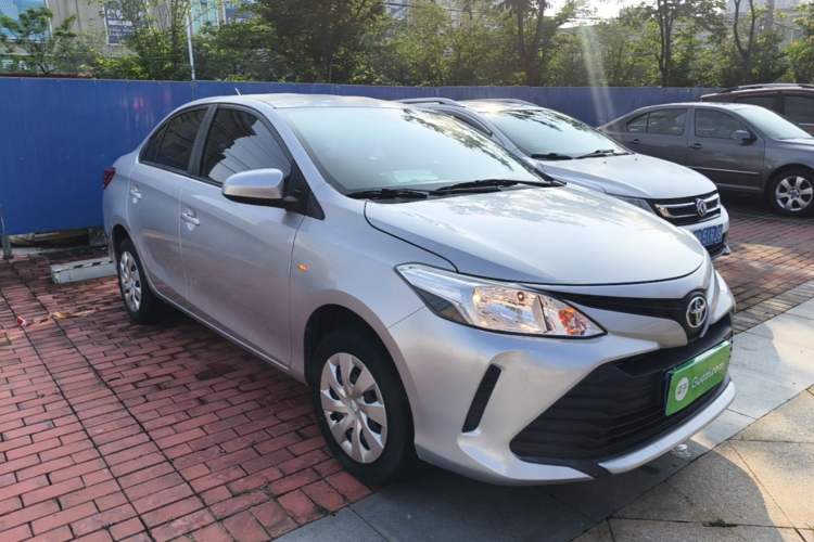 Used Toyota Vios 2017 1.5L CVT Innovation Edition Front Right 45 Deg