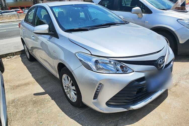 Used Toyota Vios 2017 1.5L CVT Innovation Edition Front Right 45 Deg