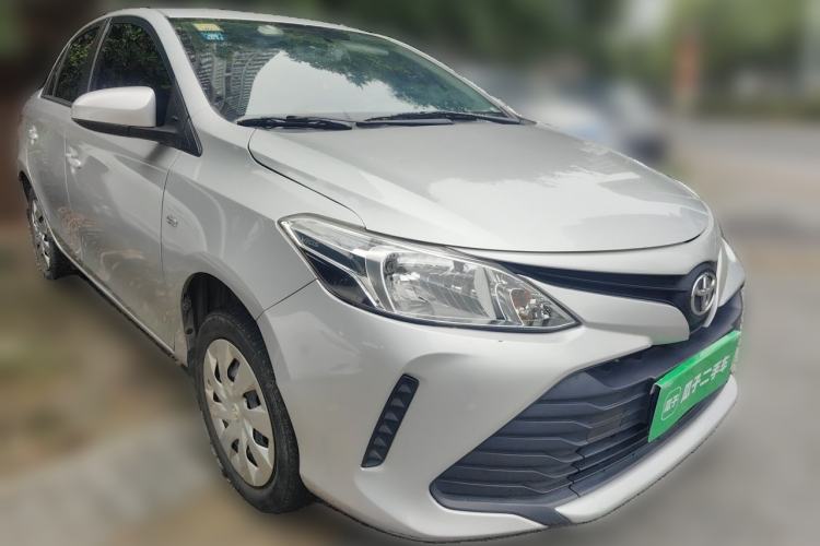 Used Toyota Vios 2017 1.5L CVT Innovation Edition Front Right 45 Deg
