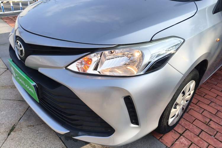 Used Toyota Vios 2017 1.5L CVT Innovation Edition Left Front Headlight