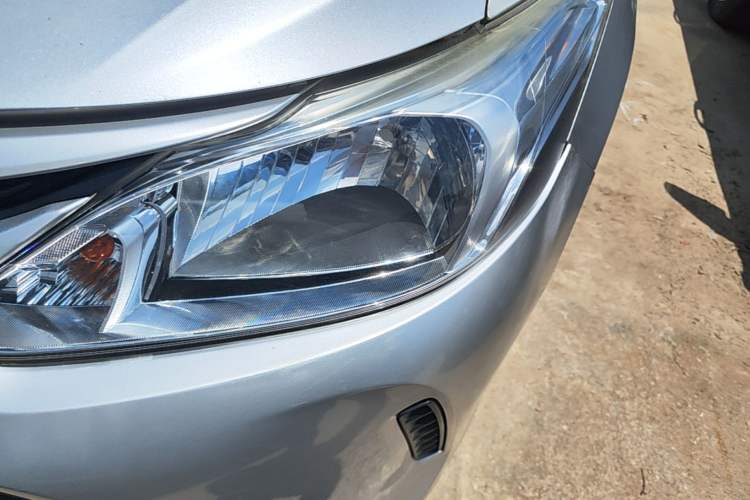 Used Toyota Vios 2017 1.5L CVT Innovation Edition Left Front Headlight