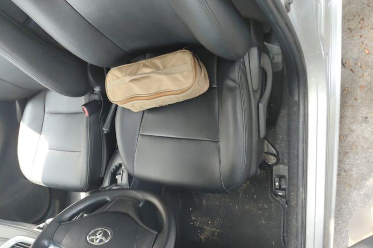 Used Toyota Vios 2017 1.5L CVT Innovation Edition Left Front Seat