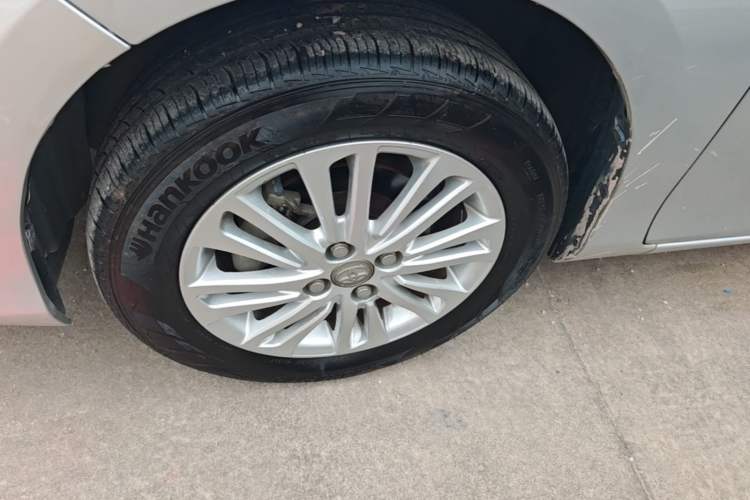Used Toyota Vios 2017 1.5L CVT Innovation Edition Left Front Wheel Hub