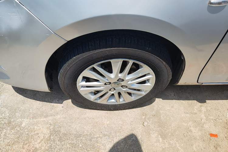 Used Toyota Vios 2017 1.5L CVT Innovation Edition Left Front Wheel Hub