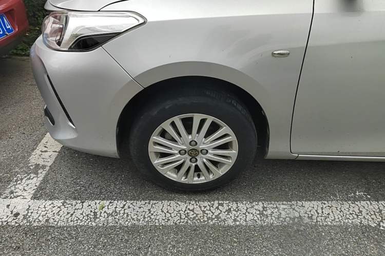 Used Toyota Vios 2017 1.5L CVT Innovation Edition Left Front Wheel Hub