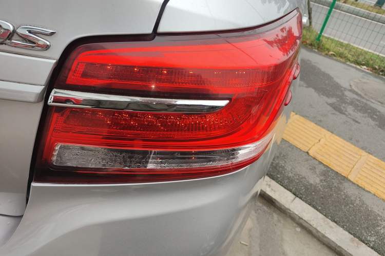 Used Toyota Vios 2017 1.5L CVT Innovation Edition Right Rear Taillight