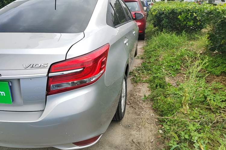 Used Toyota Vios 2017 1.5L CVT Innovation Edition Right Rear Taillight