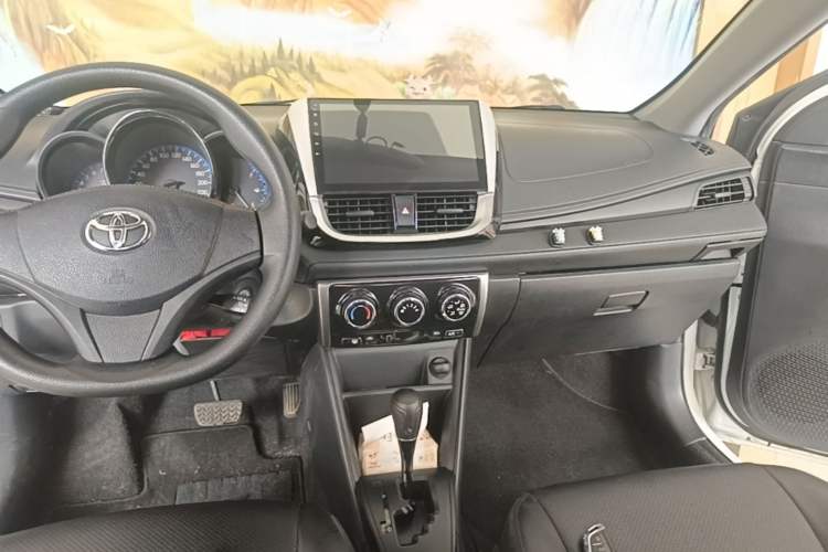 Used Toyota Vios 2017 1.5L CVT Innovation Edition Audio And AC Panel