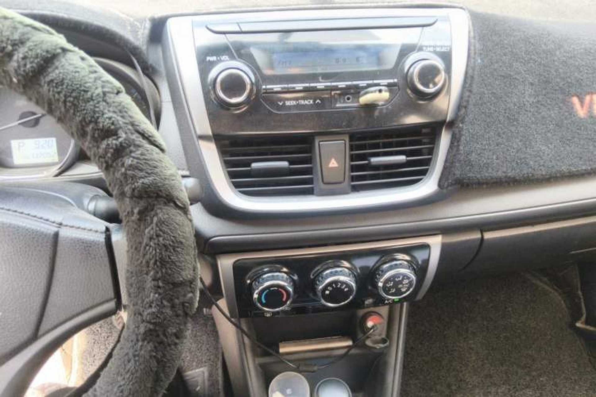 Used Toyota Vios 2017 1.5L CVT Innovation Edition Audio And AC Panel