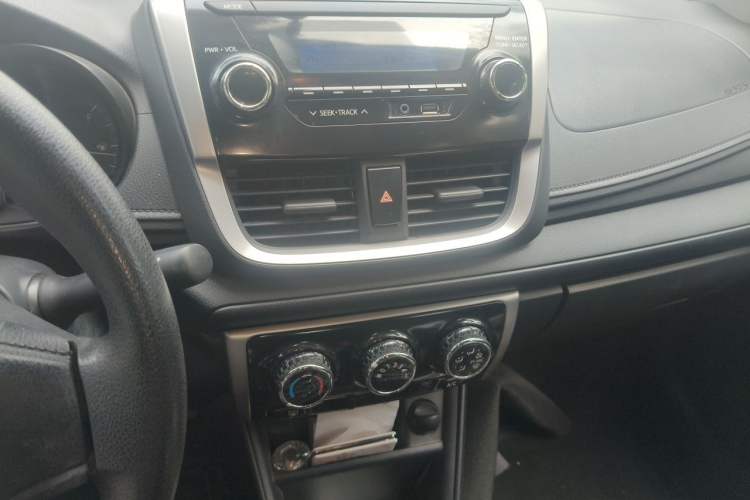 Used Toyota Vios 2017 1.5L Manual Trend Edition Audio And AC Panel