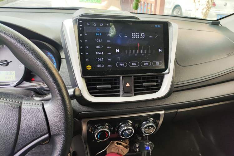 Used Toyota Vios 2017 1.5L CVT Innovation Edition Audio And AC Panel