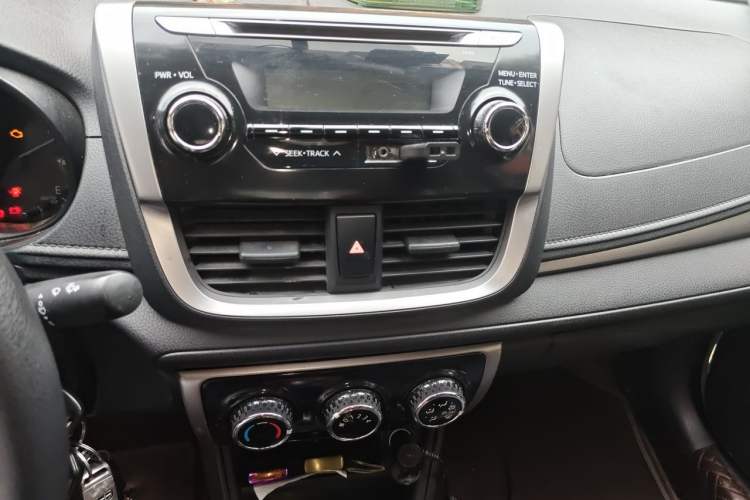 Used Toyota Vios 2017 1.5L Manual Smart Drive Edition Audio And AC Panel