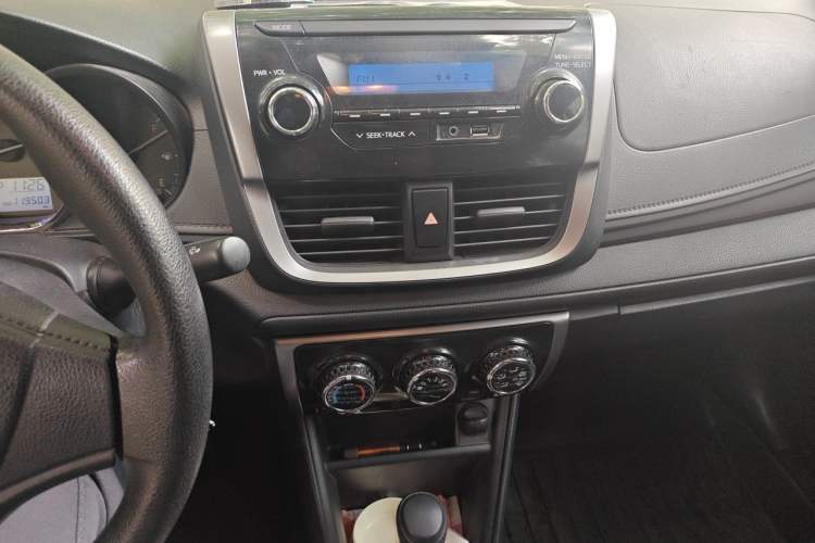 Used Toyota Vios 2017 1.5L CVT Innovation Edition Audio And AC Panel