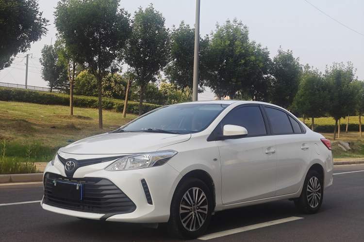 Used Toyota Vios 2017 1.5L CVT Innovation Edition Guazi used car, China used car export, Used car for sale, Used  cars, Cheapest cars for sale
