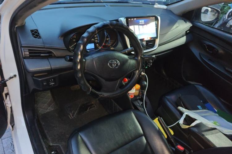 Used Toyota Vios 2017 1.5L CVT Innovation Edition Center Console