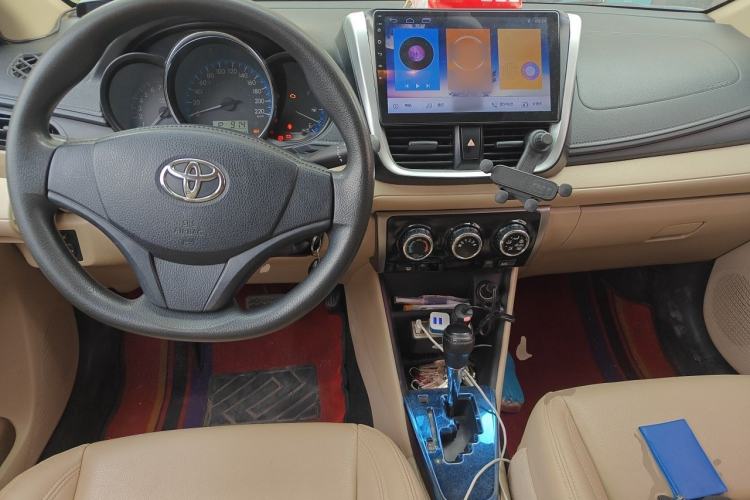 Used Toyota Vios 2017 1.5L CVT Innovation Edition Center Console