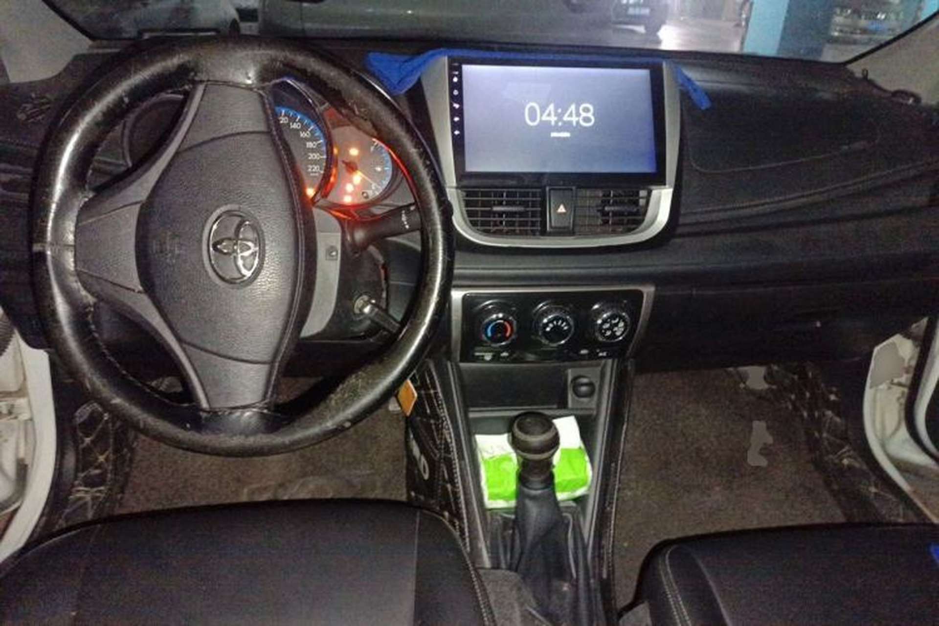 Used Toyota Vios 2017 1.5L Manual Trend Edition Center Console