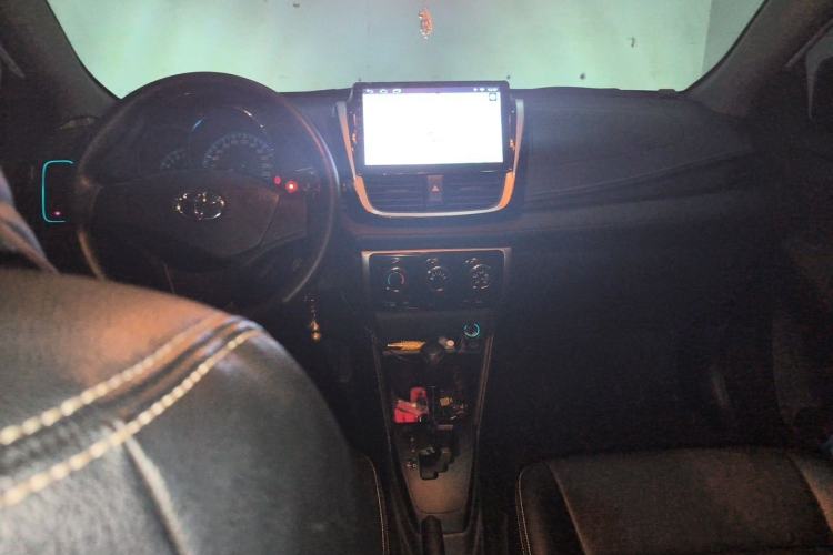 Used Toyota Vios 2017 1.5L CVT Innovation Edition Center Console