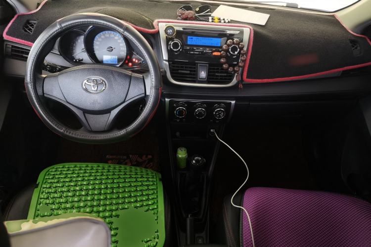 Used Toyota Vios 2017 1.3L Manual Front-Drive Version Center Console