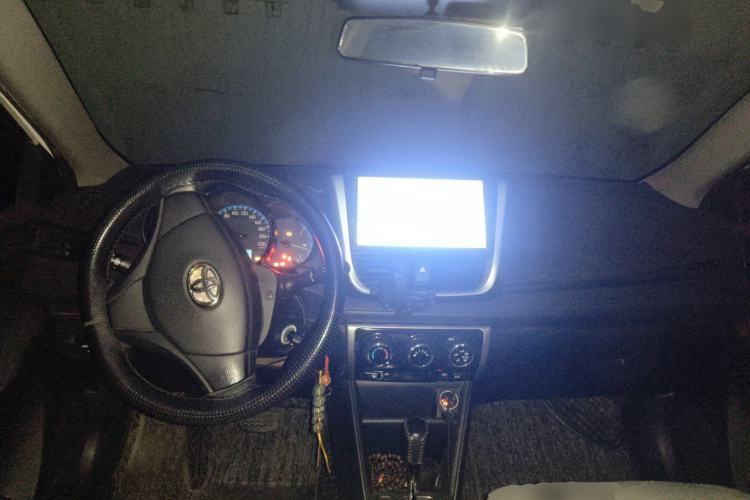 Used Toyota Vios 2017 1.5L CVT Smart Drive Edition Center Console