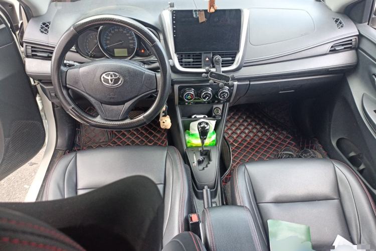 Used Toyota Vios 2017 1.5L CVT Innovation Edition Center Console